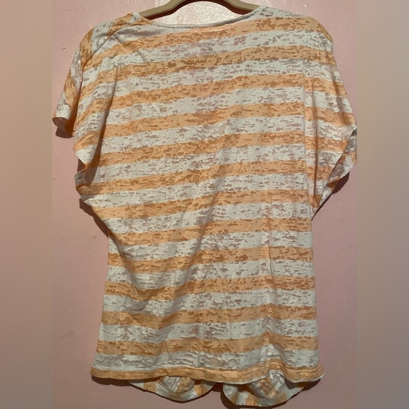 Top - Picture 3 of 3